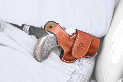 Bond Arms Driving Thumbsnap Leather Tan Right-Hand Holster